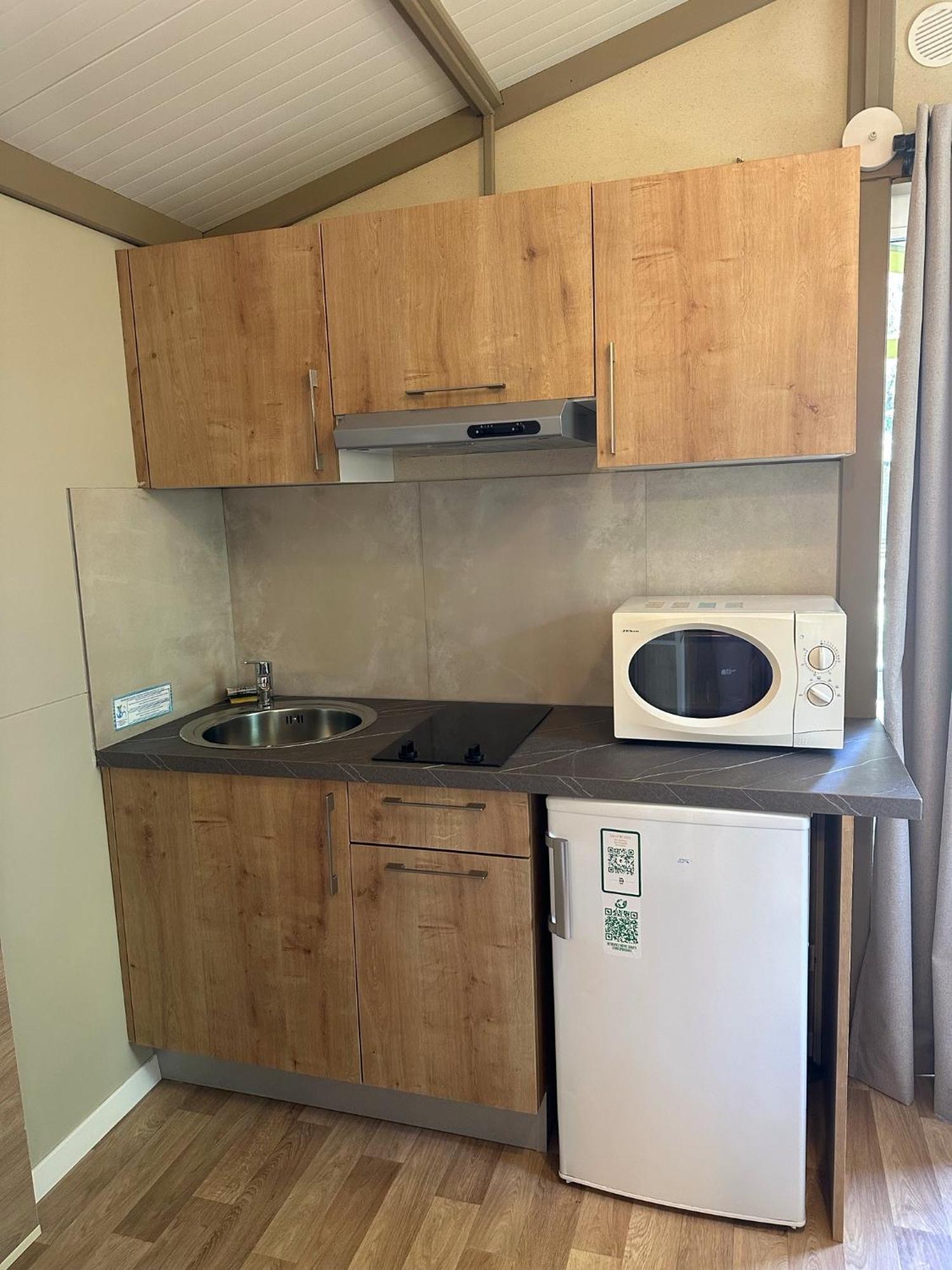 Camping Dolce Vita Calvi  Exterior foto